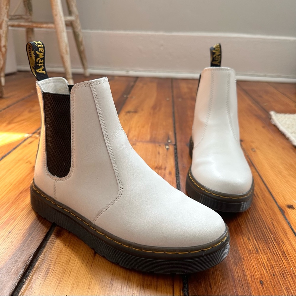 Dr. Martens Dorian Women’s Chelsea Boot